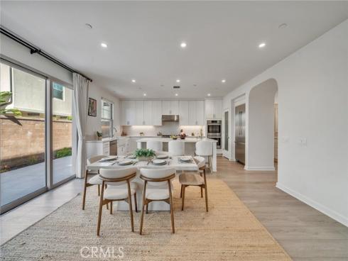 113  Bouquet  , Irvine, CA