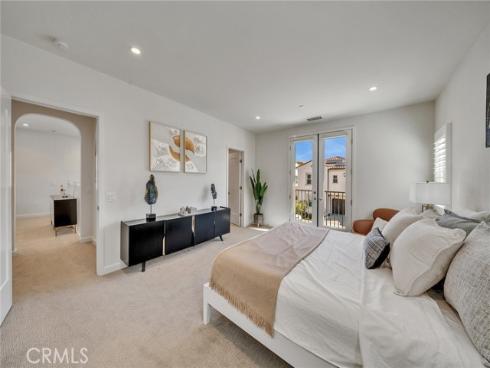 113  Bouquet  , Irvine, CA