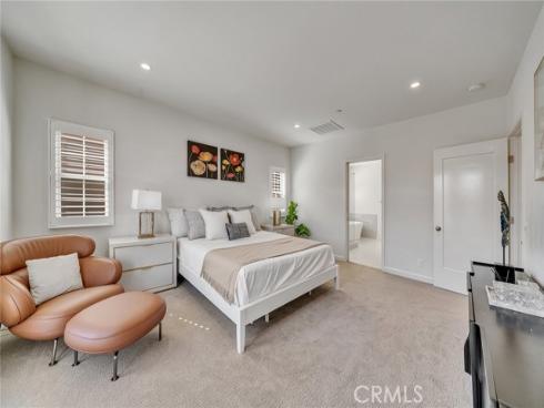 113  Bouquet  , Irvine, CA