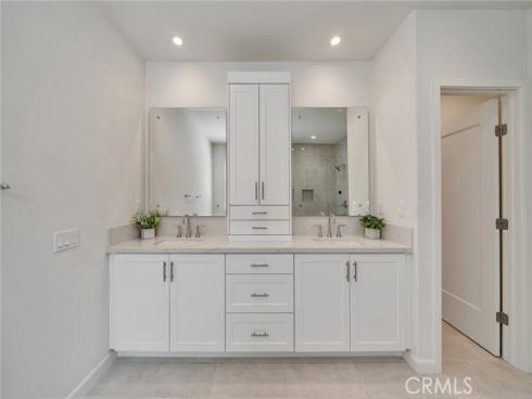 113  Bouquet  , Irvine, CA