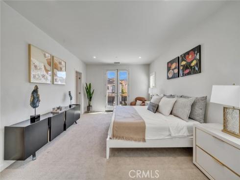 113  Bouquet  , Irvine, CA