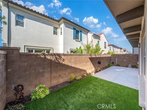 113  Bouquet  , Irvine, CA