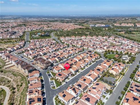 113  Bouquet  , Irvine, CA