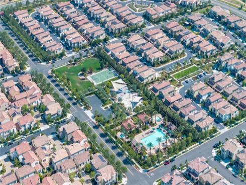 113  Bouquet  , Irvine, CA