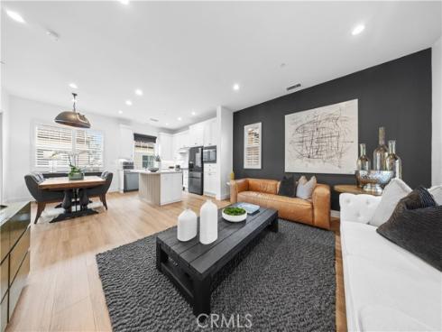 89  Kestrel  , Irvine, CA