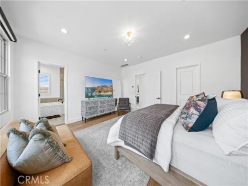 89  Kestrel  , Irvine, CA