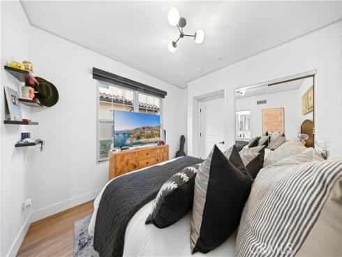 89  Kestrel  , Irvine, CA