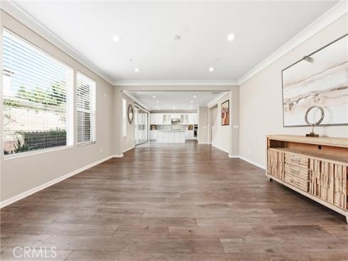 217  Compass  , Irvine, CA