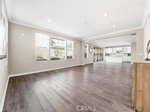 217  Compass  , Irvine, CA