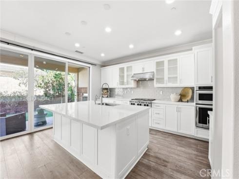 217  Compass  , Irvine, CA