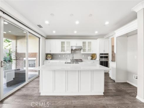 217  Compass  , Irvine, CA