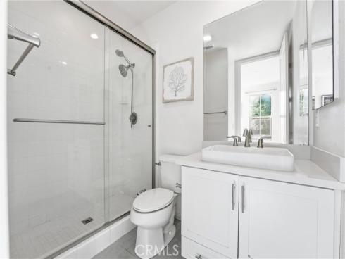 217  Compass  , Irvine, CA