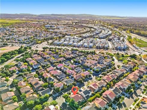 217  Compass  , Irvine, CA