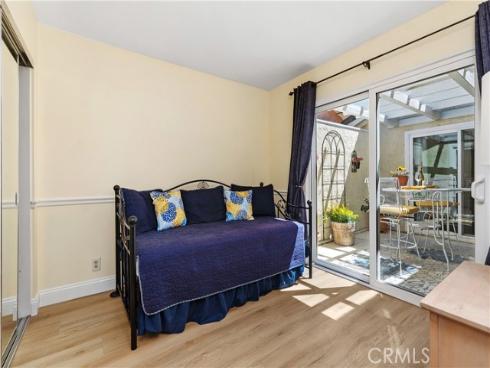 4  Redhawk  , Irvine, CA