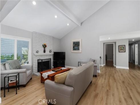 4  Redhawk  , Irvine, CA