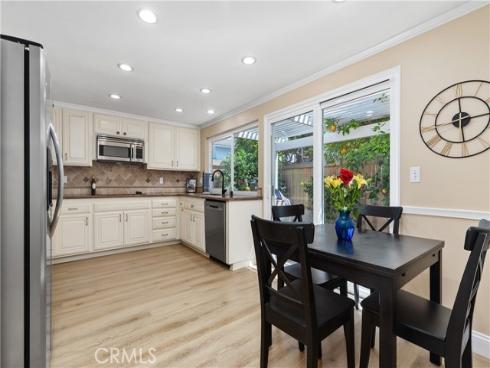 4  Redhawk  , Irvine, CA