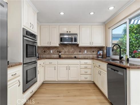 4  Redhawk  , Irvine, CA