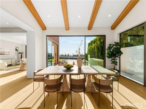 125  Prestigo  , Irvine, CA