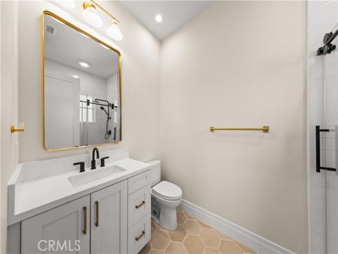 125  Prestigo  , Irvine, CA