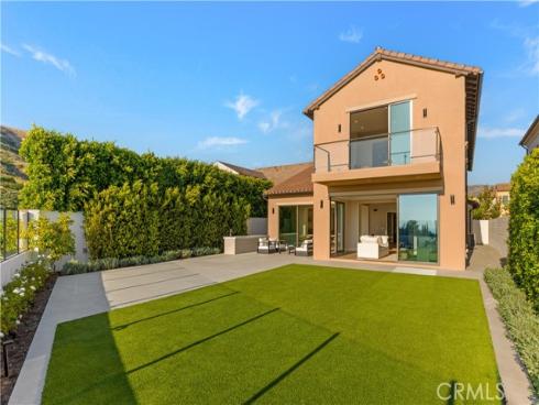 125  Prestigo  , Irvine, CA