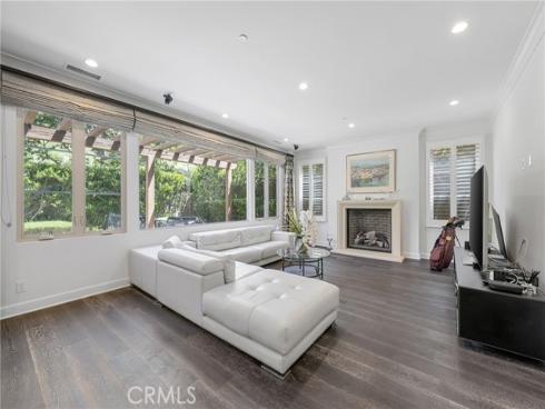 45  Triana  , Irvine, CA