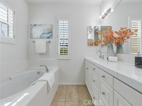 78  Shadywood  , Irvine, CA