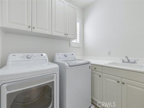 78  Shadywood  , Irvine, CA