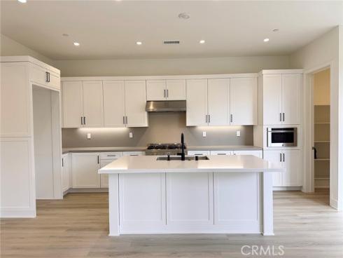 120  Awning  , Irvine, CA