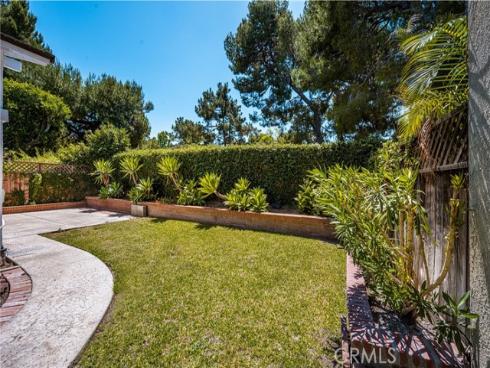 12  Blackswan  , Irvine, CA