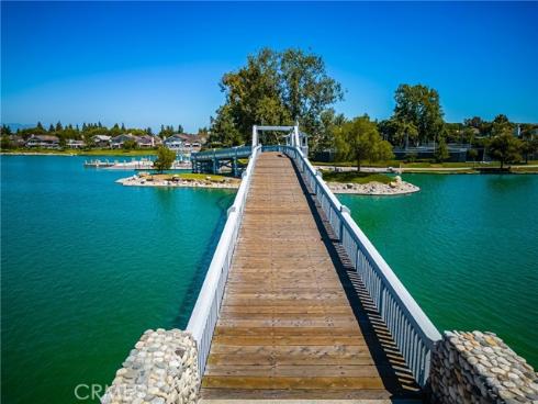 12  Blackswan  , Irvine, CA