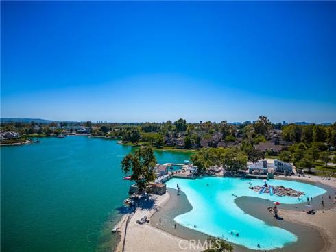 12  Blackswan  , Irvine, CA