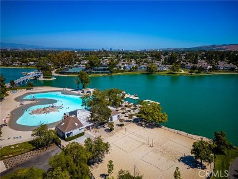 12  Blackswan  , Irvine, CA