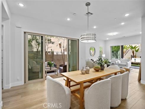 53  Lunar  , Irvine, CA