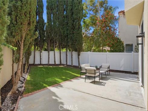32  Comiso  , Irvine, CA
