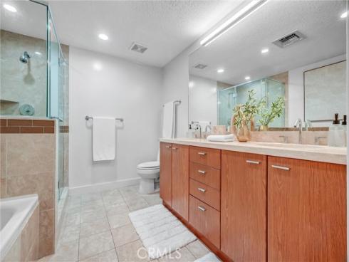 3141  Michelson  1306 , Irvine, CA