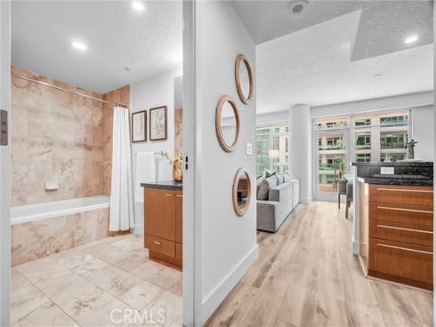 3141  Michelson  1306 , Irvine, CA