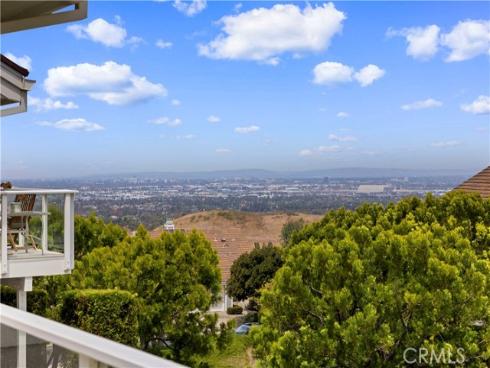 2  Saros  70 , Irvine, CA