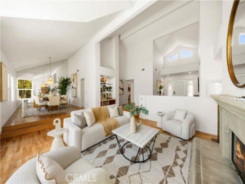 2  Saros  70 , Irvine, CA