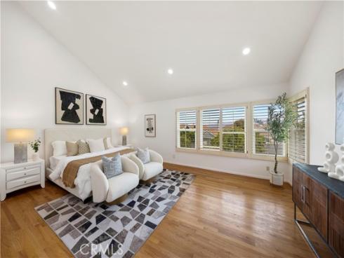 2  Saros  70 , Irvine, CA