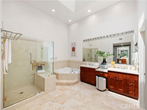 2  Saros  70 , Irvine, CA