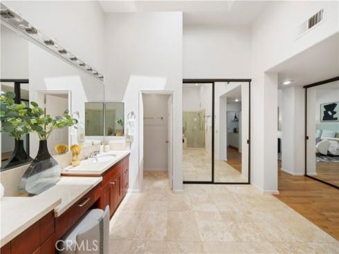 2  Saros  70 , Irvine, CA