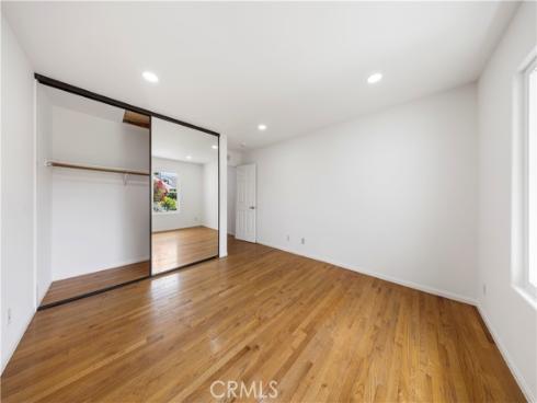 2  Saros  70 , Irvine, CA