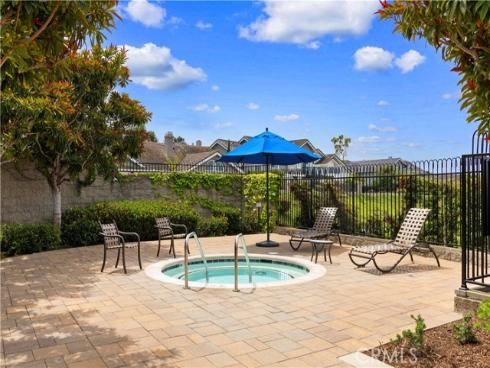 2  Saros  70 , Irvine, CA