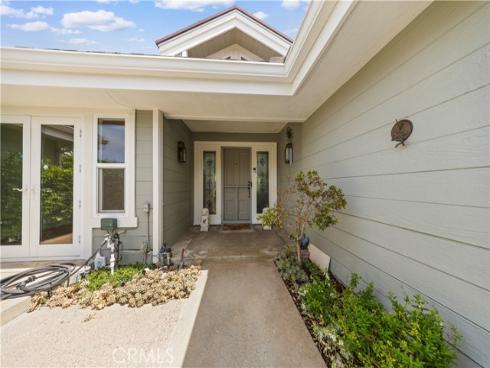 2  Saros  70 , Irvine, CA