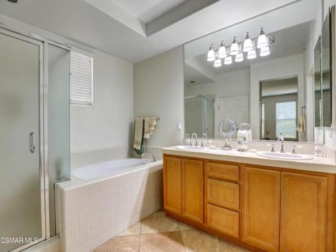 34  Gingerwood  , Irvine, CA