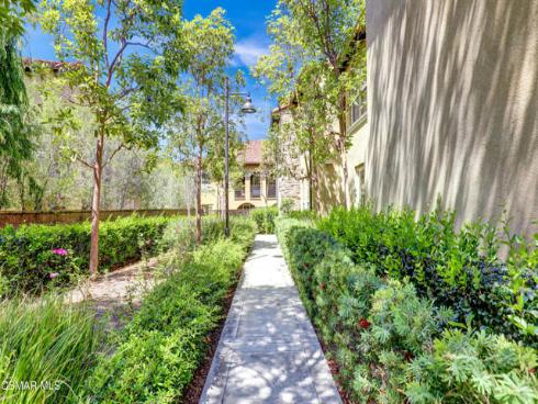 34  Gingerwood  , Irvine, CA
