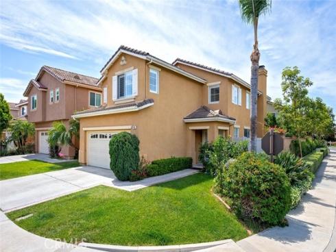 46  Ohio  , Irvine, CA