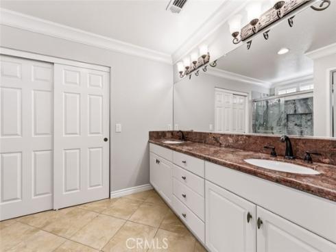 46  Ohio  , Irvine, CA