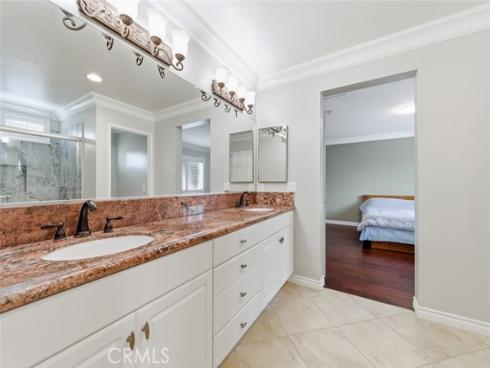 46  Ohio  , Irvine, CA