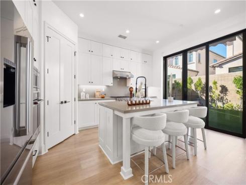 217  Piazza  , Irvine, CA